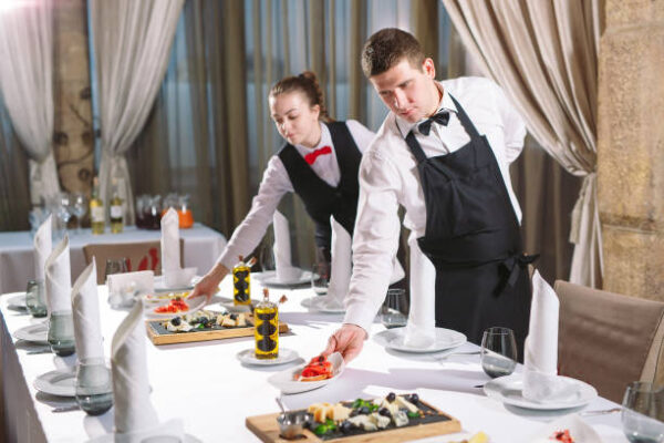 The Dos and Don’ts of Resume Writing for Food Service Jobs
