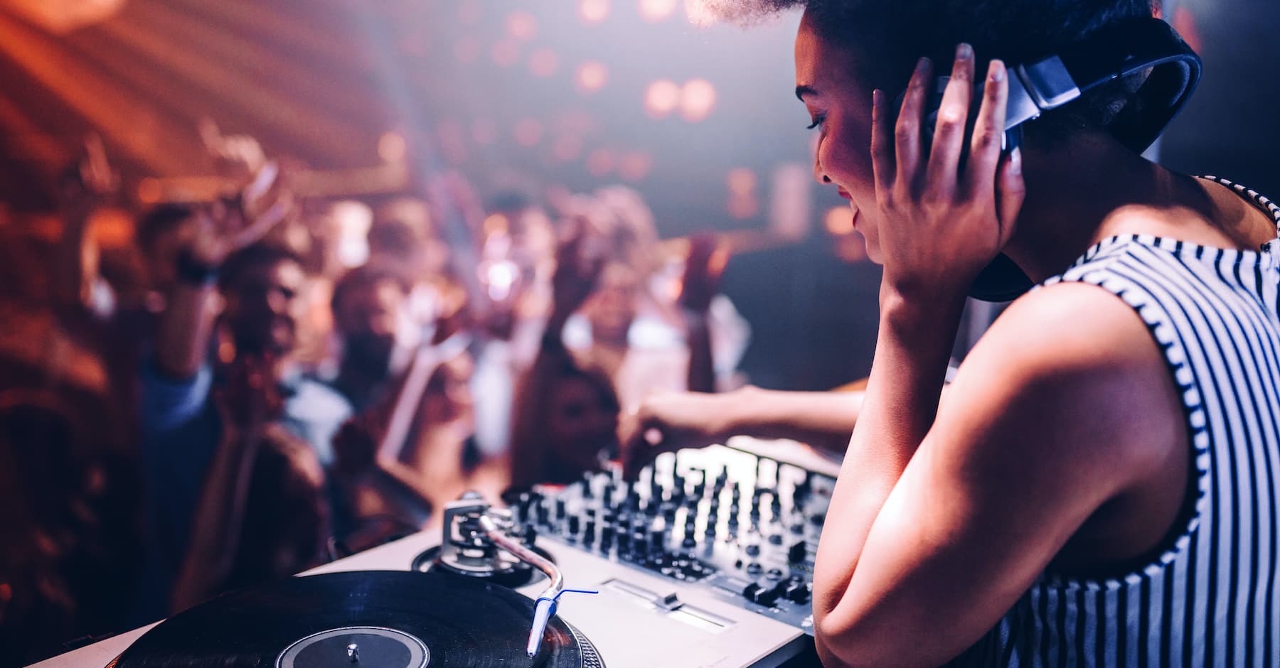 Maximizing Fun: Tips for Booking Event DJs in Las Vegas
