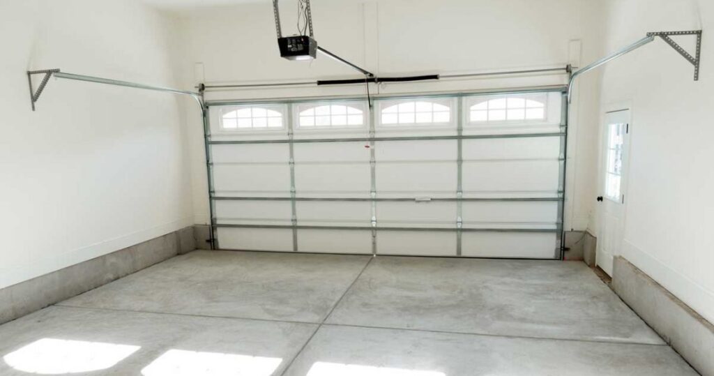 Trusted Garage Door Installation Services: 5 Qualities to Look For