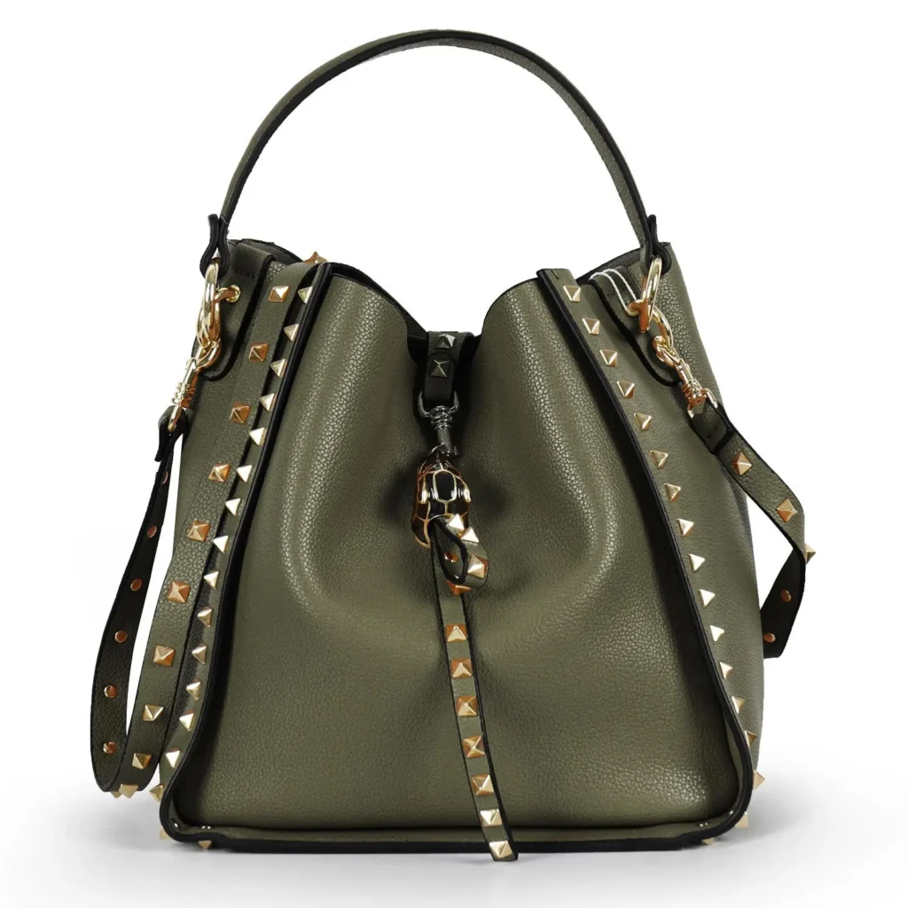 Essential Features to Consider in a Leather Casual Versatile Shoulder Crossbody Bag