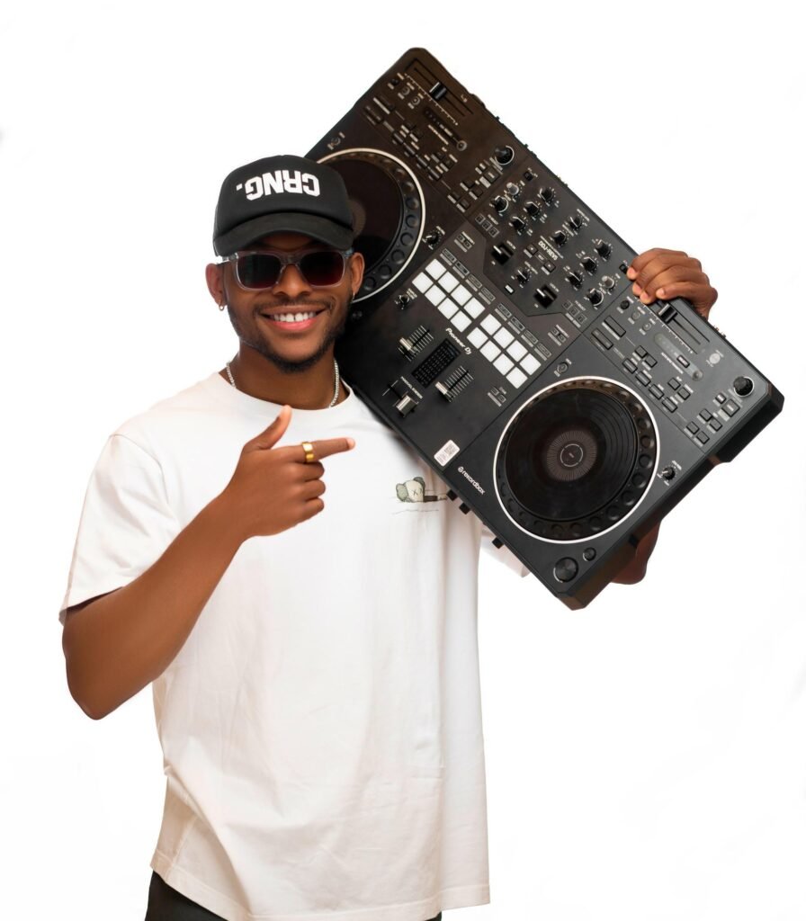 How to Hire the Best DJs Montreal Without Breaking the Bank