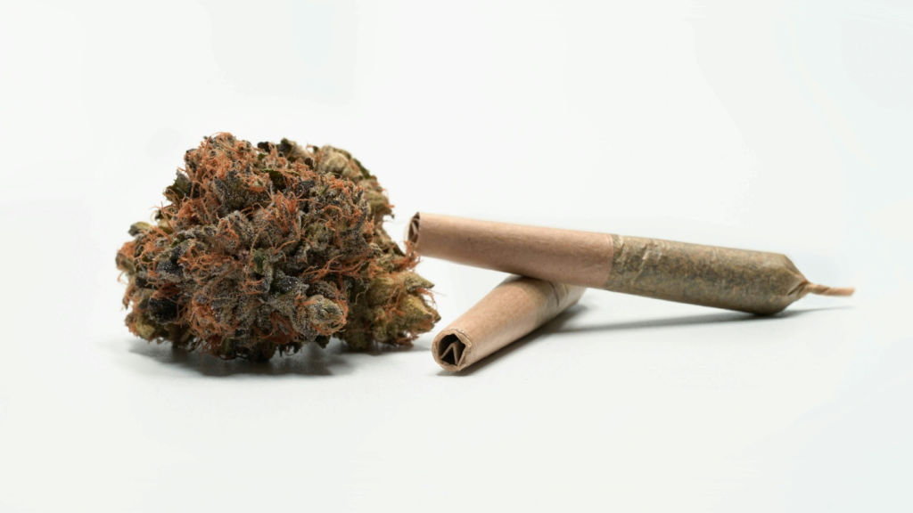Buy Cannabis Online: Key Factors to Consider Before Ordering